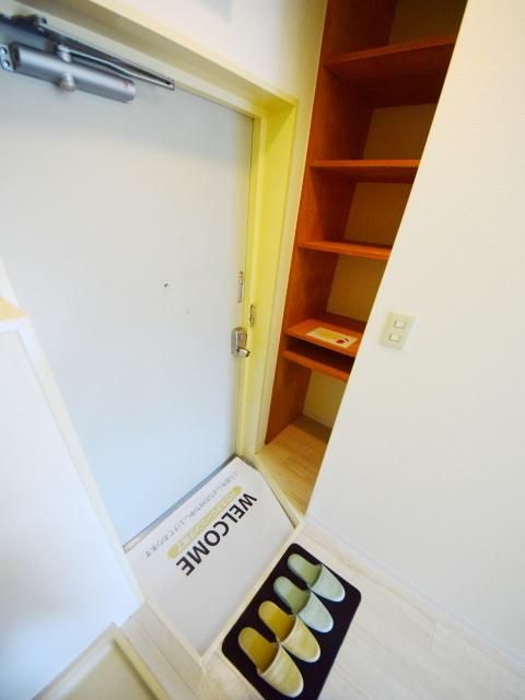 玄関　★★シューズボックスあり★★