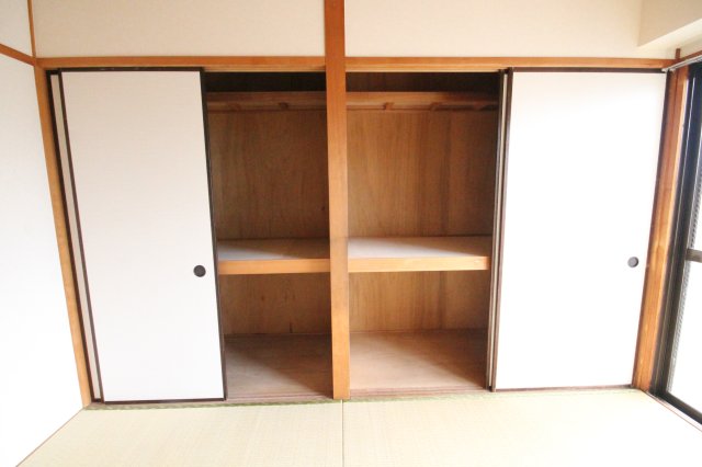 居室・リビング　写真は類似です。