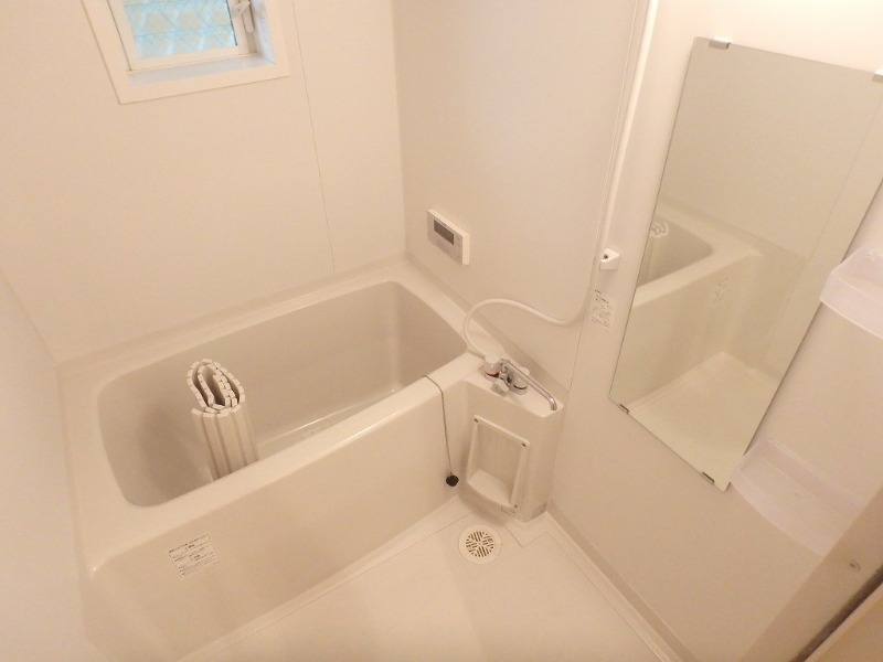 バス・シャワールーム　間取り反転タイプ