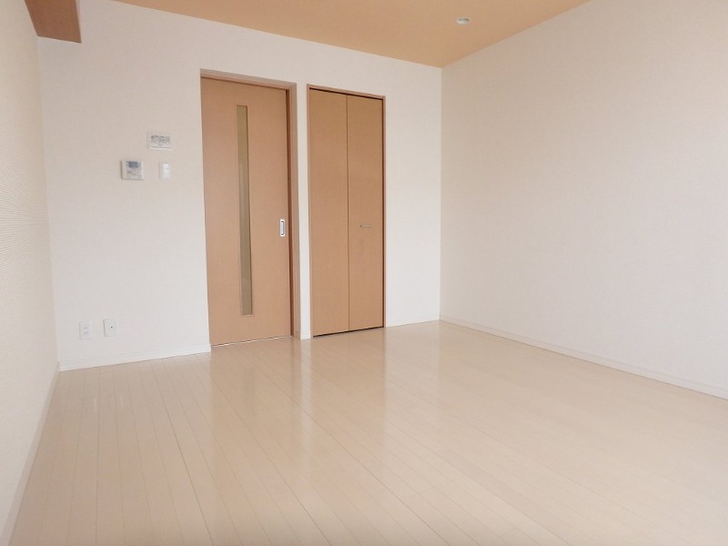 居室・リビング　間取り反転タイプ