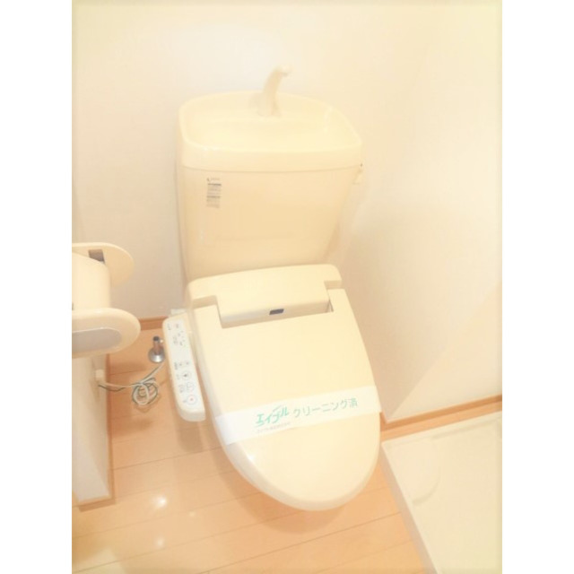 トイレ　シャワートイレ