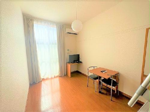 居室・リビング　「同タイプの部屋の写真です」「現況優先」