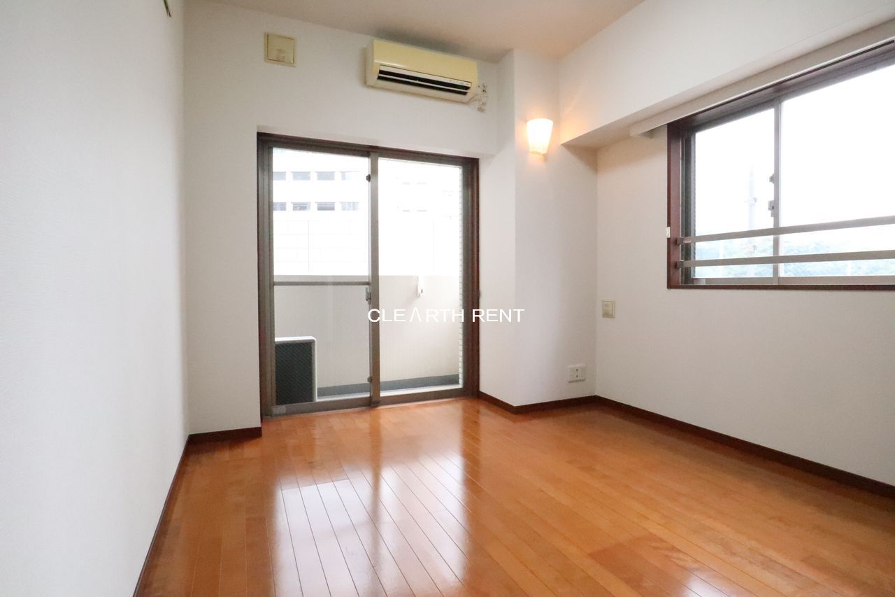 居室・リビング　同タイプ別住戸写真となります。現況と異なる場合がございます。