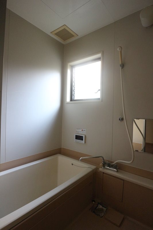 バス・シャワールーム　※別部屋参考写真