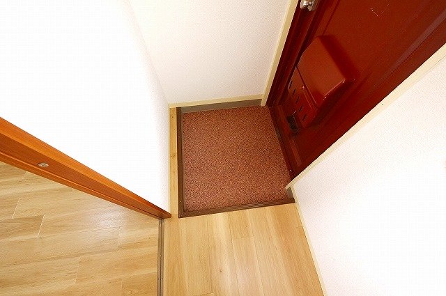 玄関　収納もある玄関です