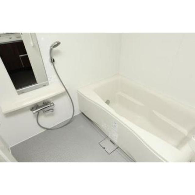 バス・シャワールーム　※写真は同タイプ住戸です。