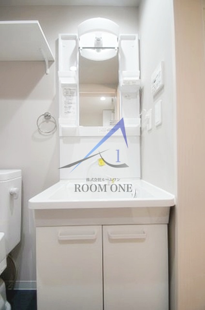 洗面設備　洗面台です。