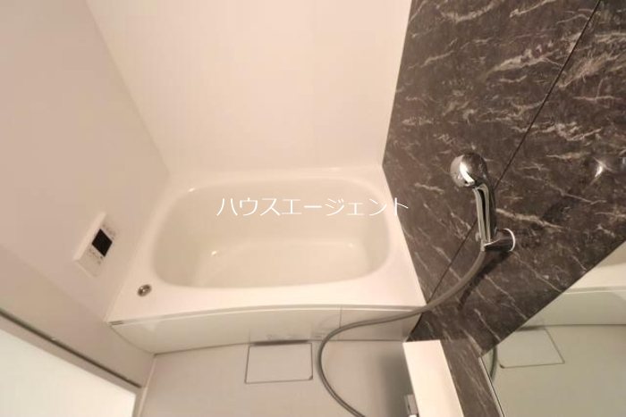 バス・シャワールーム　お風呂です