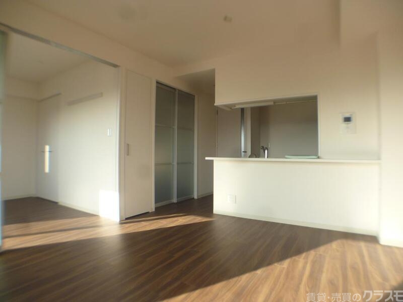 居室・リビング　明るく綺麗なリビングです