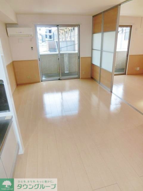 居室・リビング　広々としたリビングです