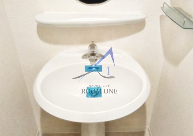 洗面設備　洗面台です。