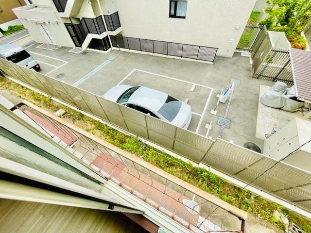 バルコニー　解放感のあるバルコニー