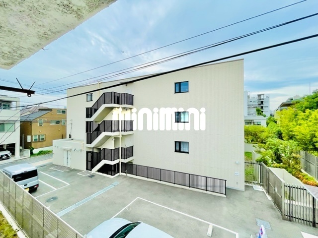眺望　外に物干しがございます