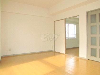 その他部屋・スペース　壁面が多く家具の配置がしやすいです♪
