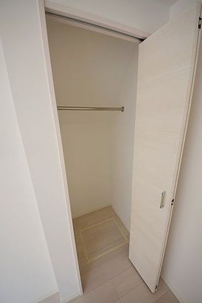 収納　別部屋の参考写真となります。