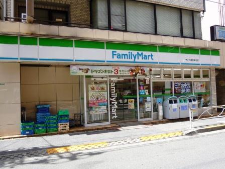 コンビニ　ファミリーマートサンズ経堂駅北店（コンビニ）まで642m