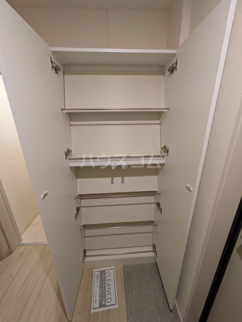 収納