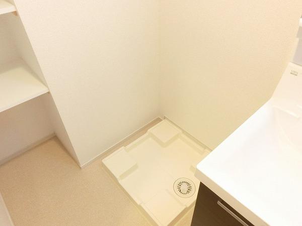 その他設備　室内洗濯機置場！