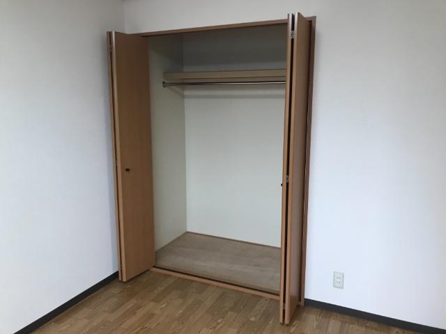 収納　クローゼット