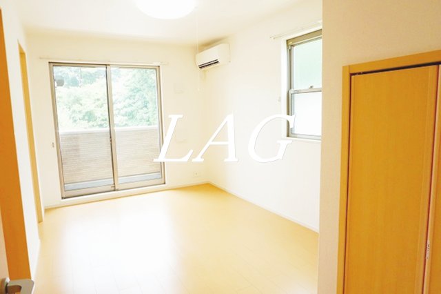 居室・リビング　洋室のお部屋です。