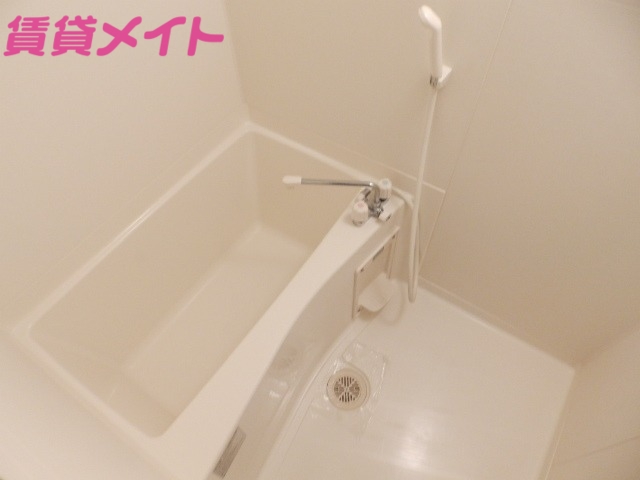 バス・シャワールーム　同型参考写真