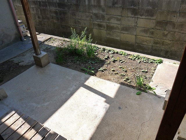 庭　お庭の付いた物件です