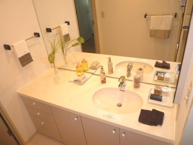 洗面設備　別部屋参考写真