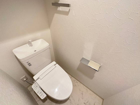 トイレ　※別部屋の写真です