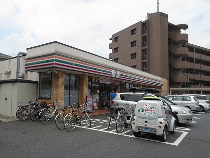 コンビニ　セブンイレブン 練馬早宮1丁目店（コンビニ）まで436m