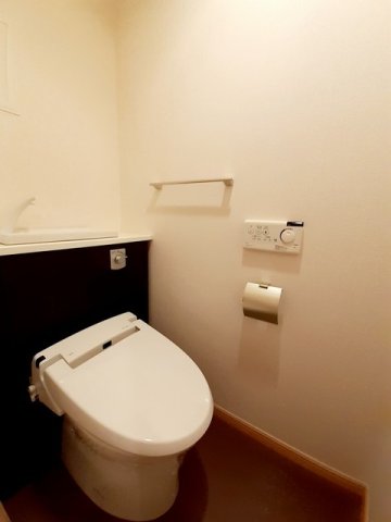 トイレ　清潔感のあるトイレです