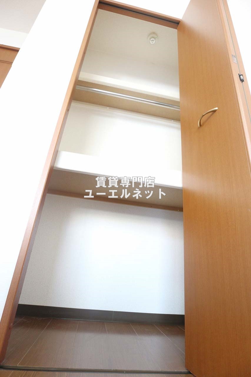 収納　クローゼット付きでお部屋もスッキリ♪