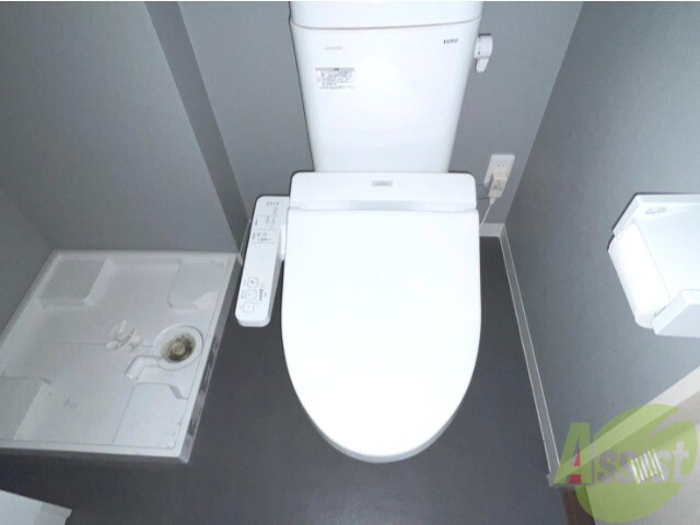トイレ　トイレとお風呂が別なので清潔に使えて嬉しいですね。