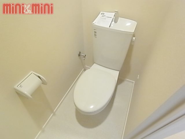 トイレ　ゆったりとしたトイレスペース
