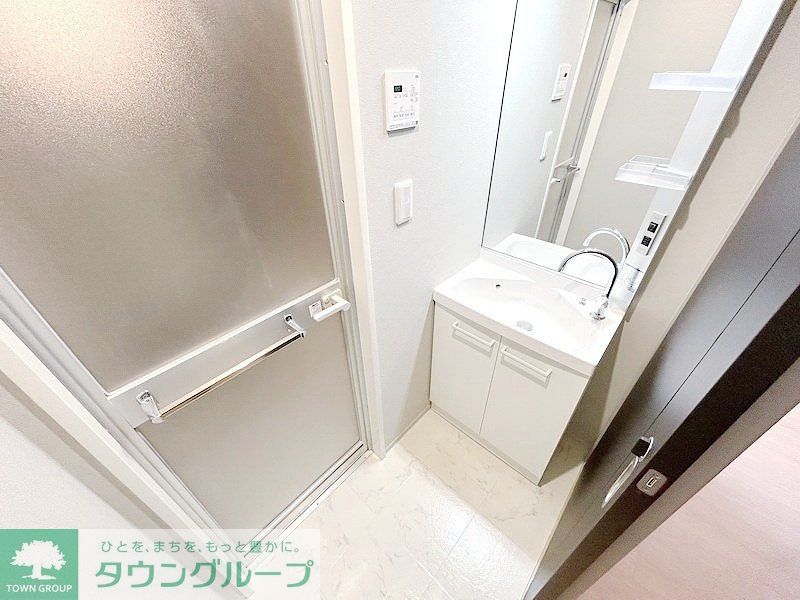 洗面設備　お部屋探しは株式会社　タウンハウジング　までお気軽にお問合…