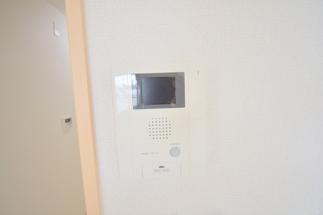 セキュリティ　モニター付きインターホン