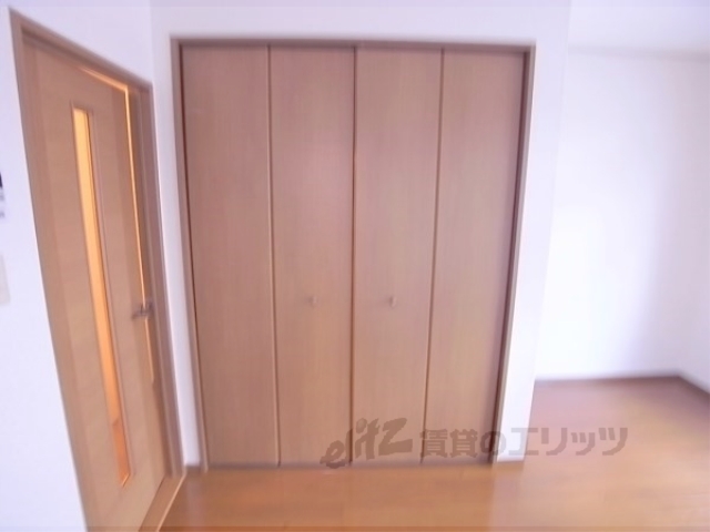 収納　服もしっかり収納できます