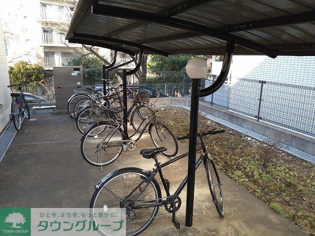 その他　駐輪場　原付＆自転車のみ駐輪可能