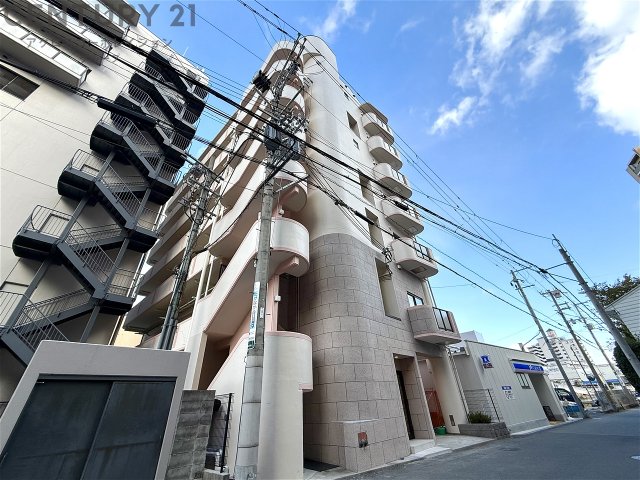 建物外観　オートロック付きで安心です！