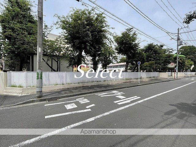 小学校　横浜市立二谷小学校（小学校）まで345m