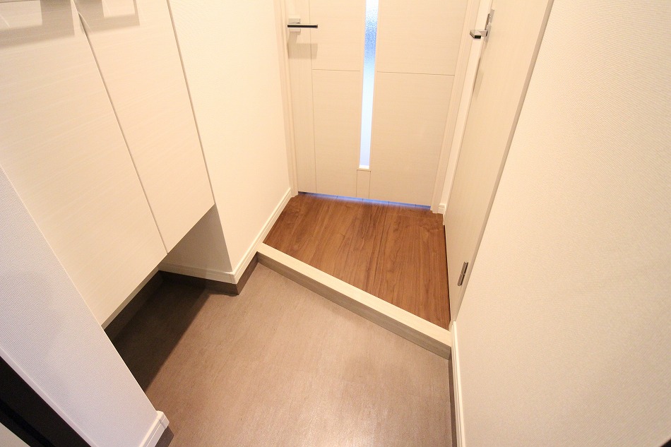 玄関　別部屋参考写真