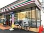 コンビニ　セブンイレブン 春日井勝川駅前店（コンビニ）まで394m