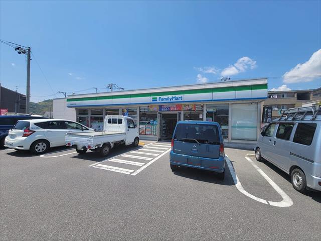 コンビニ　ファミリーマート広古新開七丁目店（コンビニ）まで2329m
