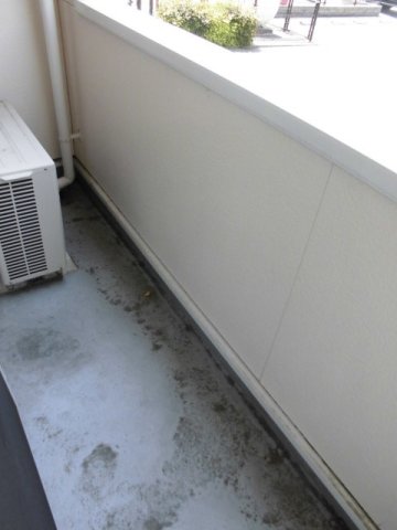 バルコニー　外からの目が気にならないバルコニーで洗濯物が干せます