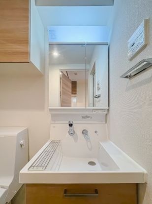 洗面設備　☆嬉しい独立洗面台☆