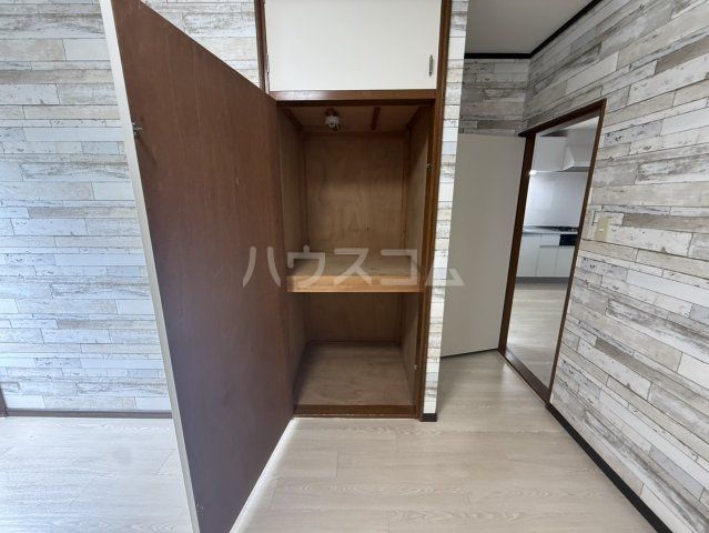 クレール坂下B棟の内装写真