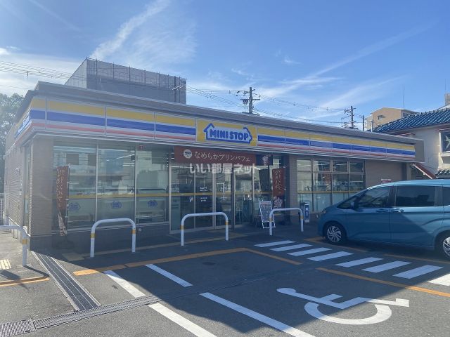 コンビニ　ミニストップ 加納8丁目店（コンビニ）まで317m