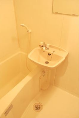 バス・シャワールーム　★☆家具家電付きマンション☆★家具家電撤去も可能です♪