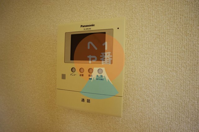 セキュリティ　TVモニターホン付き。
