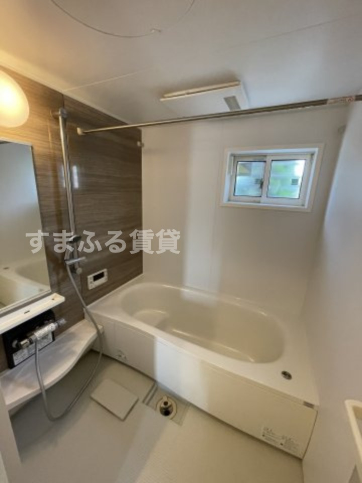 バス・シャワールーム　同仕様　同施工会社　風呂