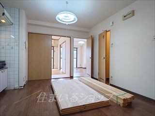 居室・リビング　室内改装中です！